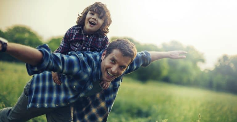 willow chiropractic chiropractic consultation pain free life man and child playing