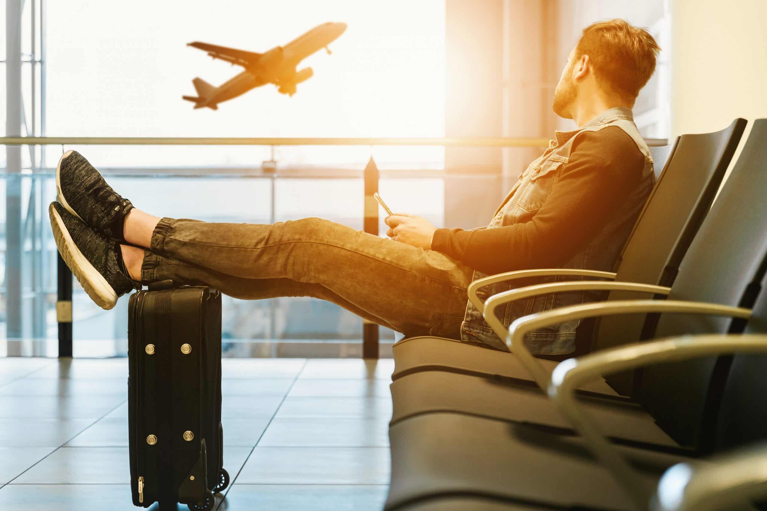 How to keep your spine healthy when travelling