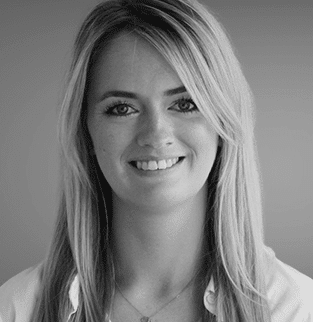 Dr Freya Roberts-Bolton Headshot